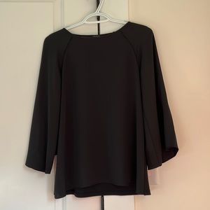 Ann Taylor black blouse.  Size Small.   Súper cute with wide arms.